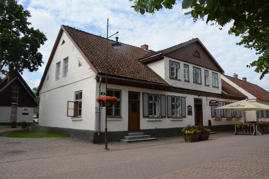 Hotel Jekaba Seta Kuldīga Exterior foto